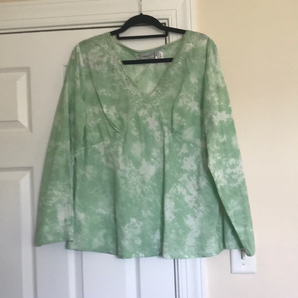 Vintage early 2000’s top